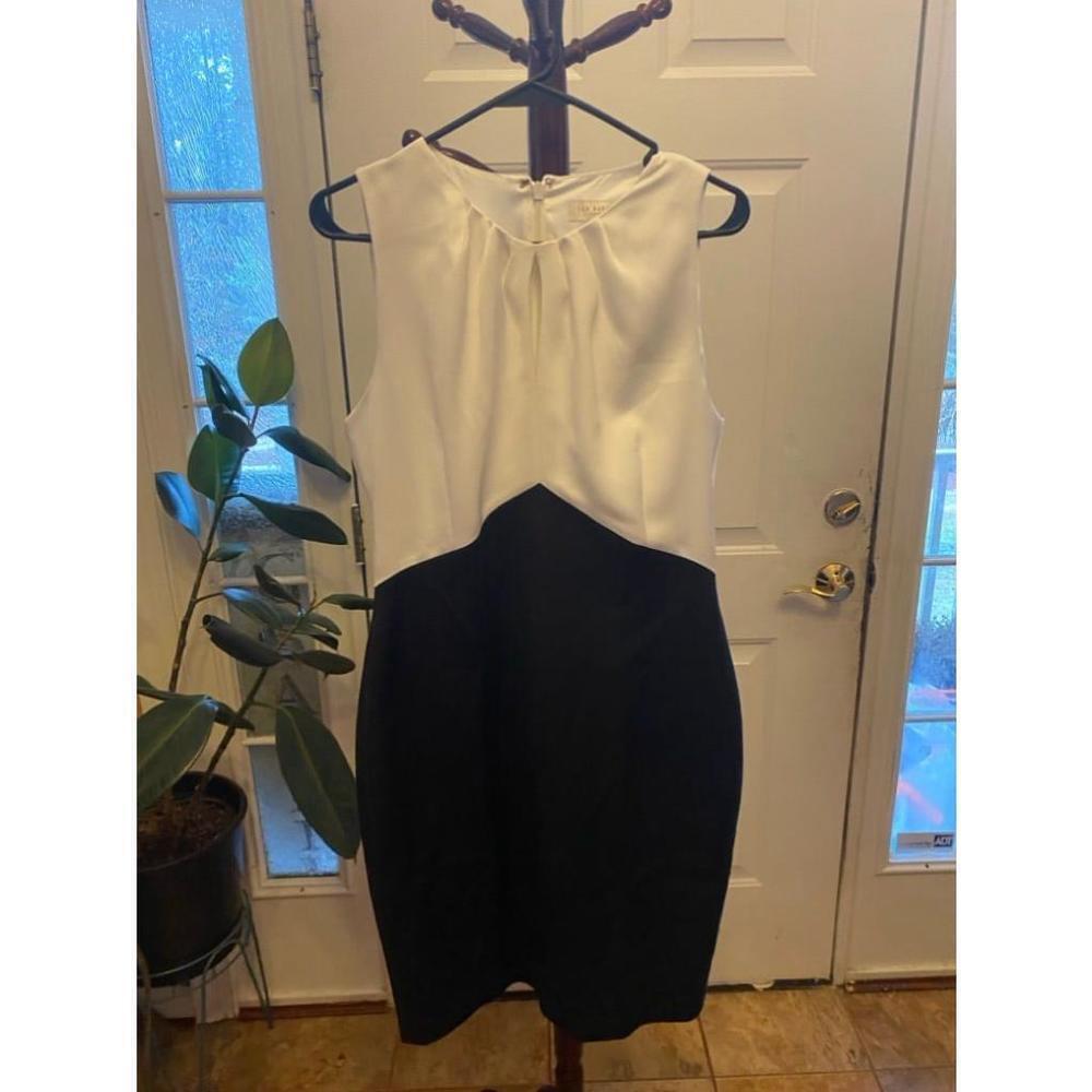 Ted Baker Blk & wht sheath dress size 3